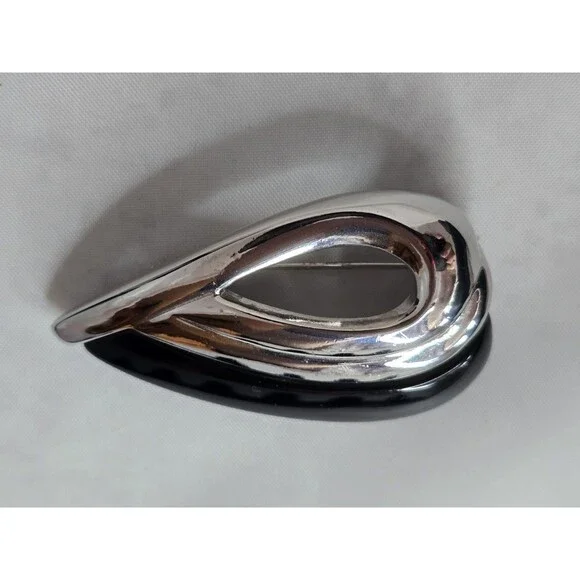Napier Silver Tone Black Enamel Teardrop Modernist Brooch Sleek Minimalist #597 - Picture 3 of 8